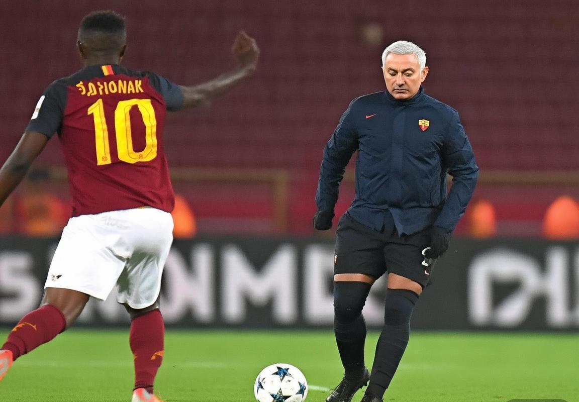 西甲球队欧冠小组赛送那不勒斯爆冷，罗马两连胜尤文图斯连胜领跑